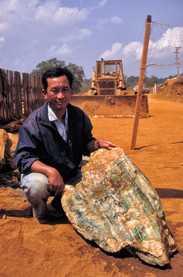 Rough jadeite